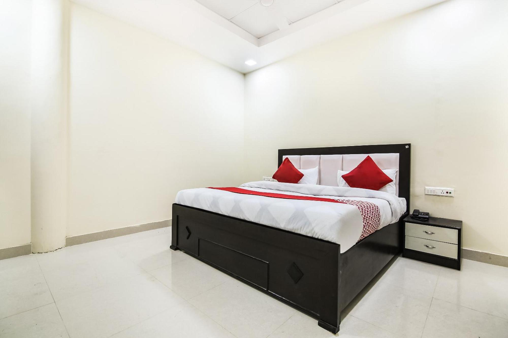 Hisār Hotel O Magnum מראה חיצוני תמונה